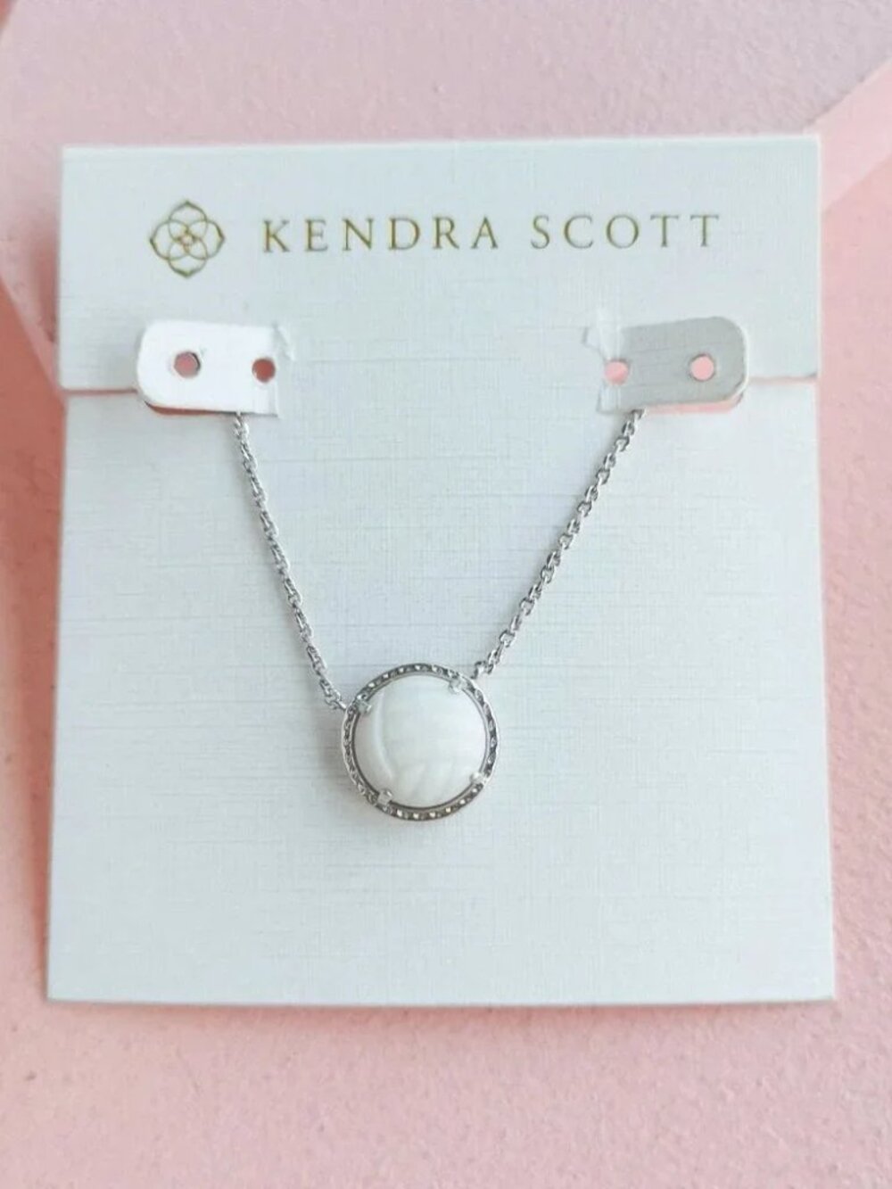 Kendra Scott Silver Round White MOP Pendant Necklace